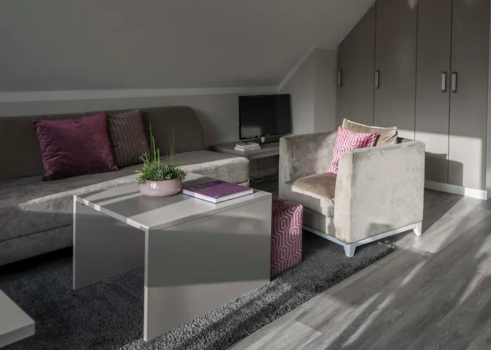 Gaestehaus Orion - 12 Апартаменты